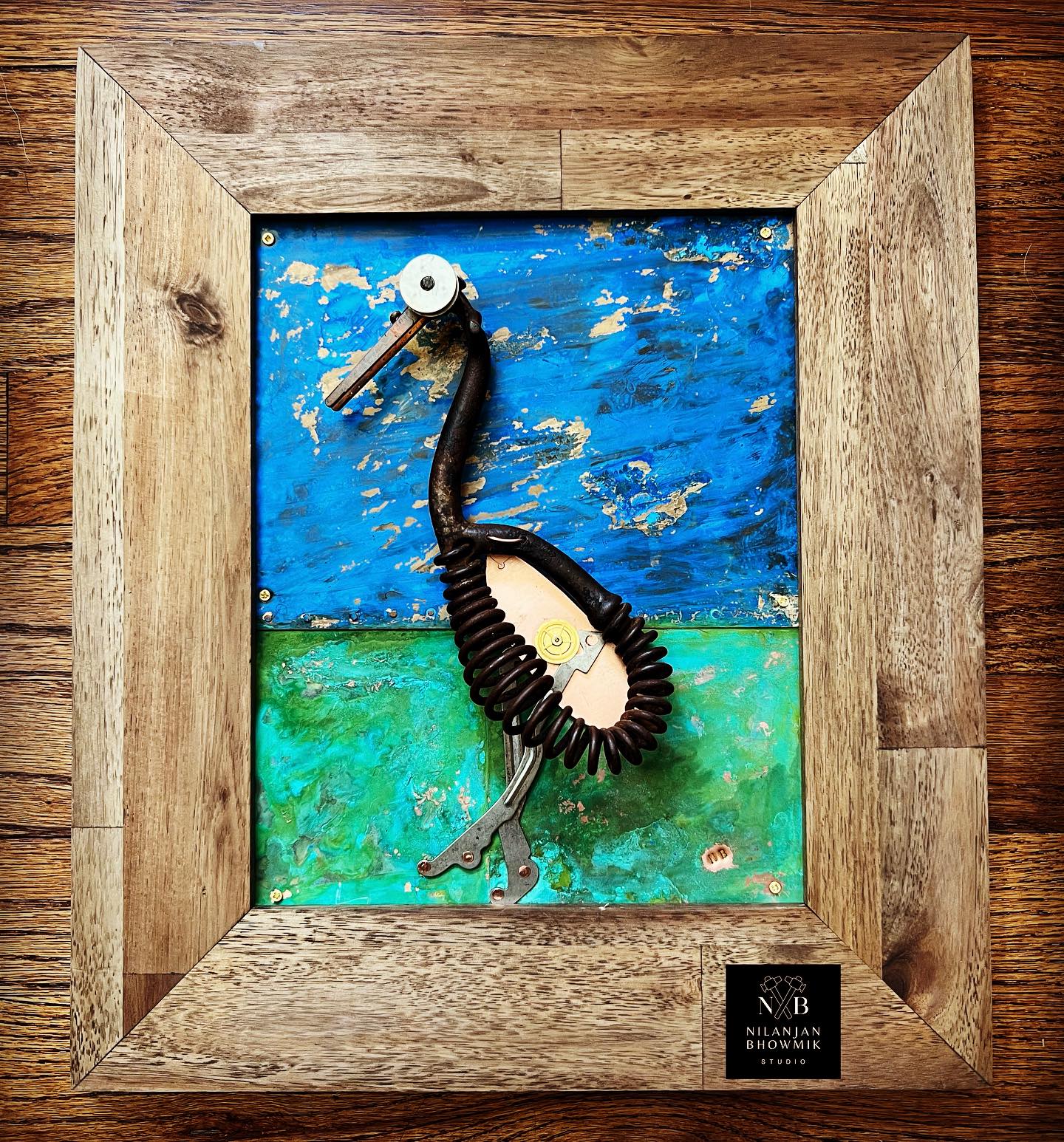 Panel - A quirky birdie!