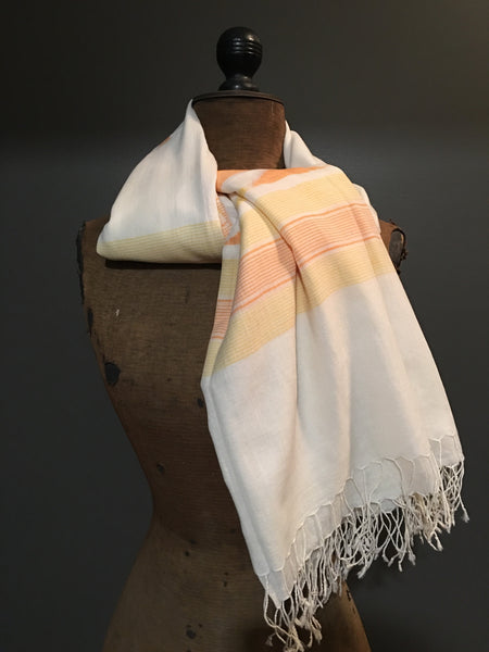 Handwoven Jaamdani patterned scarf